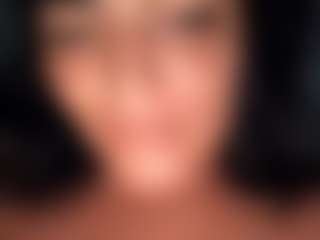 BritneyQuenn18's Live Sex Cam Show