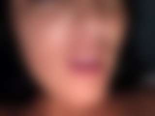 BritneyQuenn18's Live Sex Cam Show