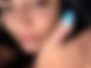 BritneyQuenn18's Live Sex Cam Show