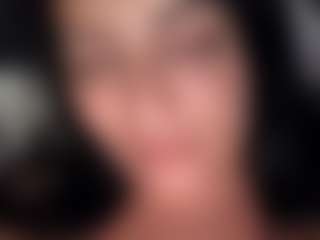 BritneyQuenn18's Live Sex Cam Show