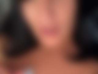 BritneyQuenn18's Live Sex Cam Show