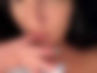 BritneyQuenn18's Live Sex Cam Show