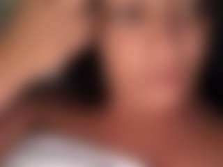 BritneyQuenn18's Live Sex Cam Show