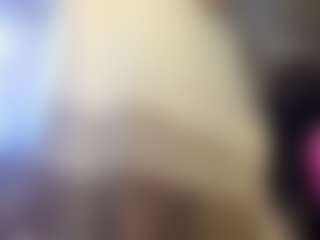 BritneyQuenn18's Live Sex Cam Show