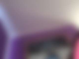 BritneyQuenn18's Live Sex Cam Show