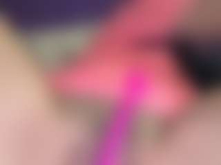 BritneyQuenn18's Live Sex Cam Show