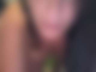 BritneyQuenn18's Live Sex Cam Show