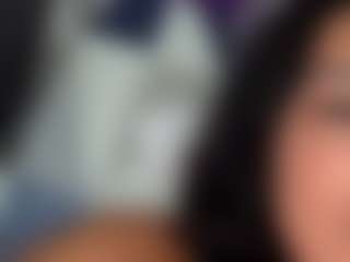 BritneyQuenn18's Live Sex Cam Show