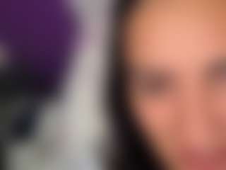 BritneyQuenn18's Live Sex Cam Show