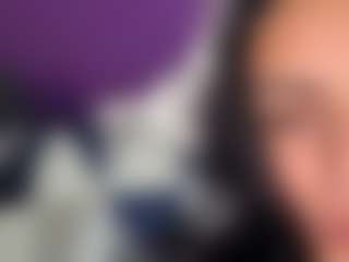 BritneyQuenn18's Live Sex Cam Show