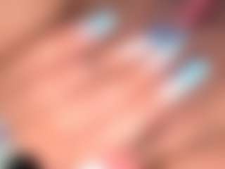 BritneyQuenn18's Live Sex Cam Show