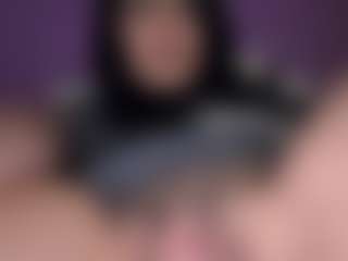 BritneyQuenn18's Live Sex Cam Show