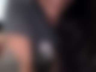 BritneyQuenn18's Live Sex Cam Show