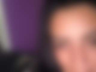 BritneyQuenn18's Live Sex Cam Show