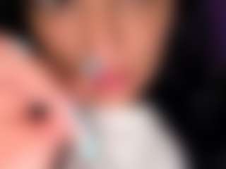 BritneyQuenn18's Live Sex Cam Show