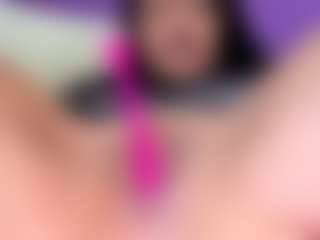 Live cam show with BritneyQuenn18 - Sexwebcam on boobsie.com