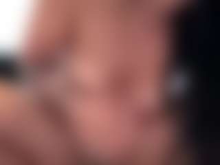 BritneyQuenn18's Live Sex Cam Show