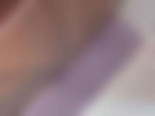 BritneyQuenn18's Live Sex Cam Show