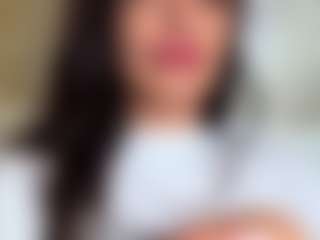 BritneyQuenn18's Live Sex Cam Show