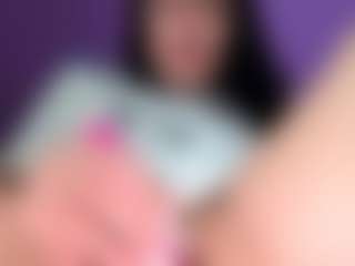BritneyQuenn18's Live Sex Cam Show