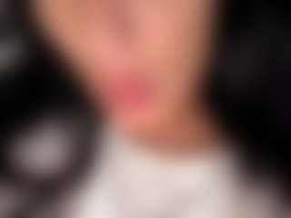 BritneyQuenn18's Live Sex Cam Show