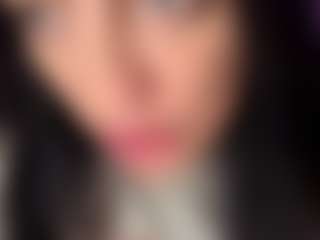 BritneyQuenn18's Live Sex Cam Show