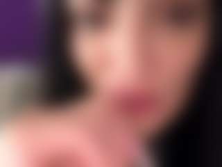 BritneyQuenn18's Live Sex Cam Show