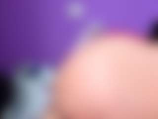 BritneyQuenn18's Live Sex Cam Show
