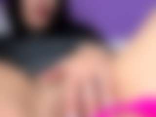 BritneyQuenn18's Live Sex Cam Show