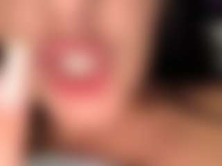 BritneyQuenn18's Live Sex Cam Show