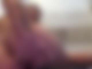 BritneyQuenn18's Live Sex Cam Show