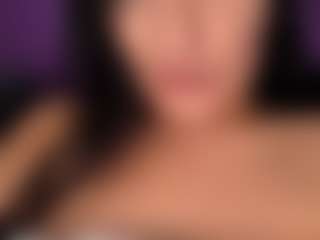 BritneyQuenn18's Live Sex Cam Show