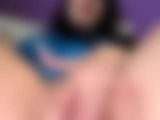 BritneyQuenn18's Live Sex Cam Show
