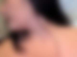 Live cam show with BritneyQuenn18 - Orgasm on Uber Horny