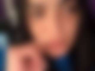 BritneyQuenn18's Live Sex Cam Show