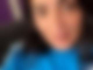 Live cam show with BritneyQuenn18 - Strip Mature on livesuperchat.net
