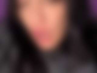 BritneyQuenn18's Live Sex Cam Show