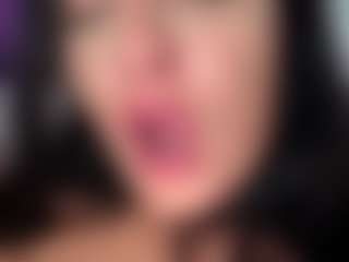 BritneyQuenn18's Live Sex Cam Show