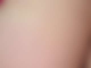 Live cam show with BritneyQuenn18 - Shaved Pussy Teen (18+) on madthumbs