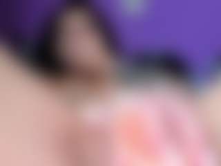 BritneyQuenn18's Live Sex Cam Show