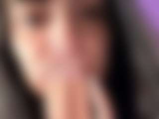 BritneyQuenn18's Live Sex Cam Show
