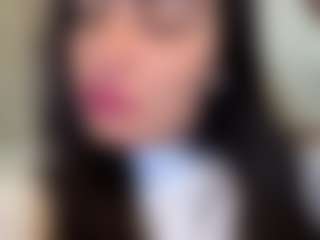 Live cam show with BritneyQuenn18 - Brown Eyes on live18s.com