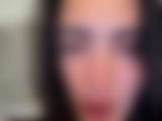 BritneyQuenn18's Live Sex Cam Show
