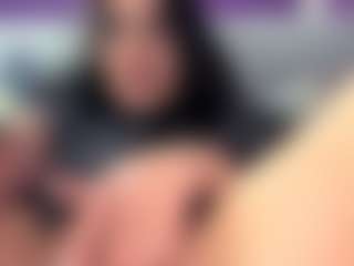 BritneyQuenn18's Live Sex Cam Show