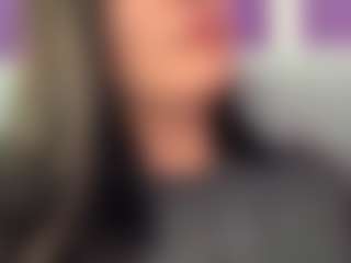 BritneyQuenn18's Live Sex Cam Show