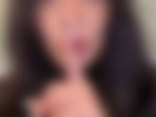 BritneyQuenn18's Live Sex Cam Show
