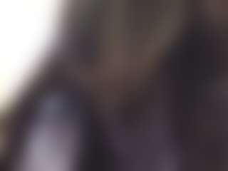 BritneyQuenn18's Live Sex Cam Show