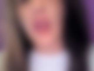 BritneyQuenn18's Live Sex Cam Show