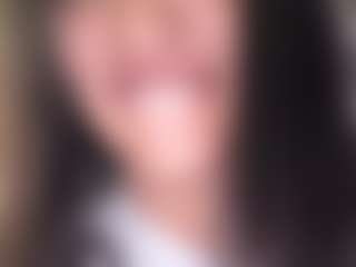 Spettacolo in cam dal vivo con BritneyQuenn18 - Flashing su Camsoda