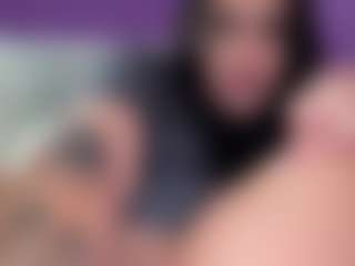 BritneyQuenn18's Live Sex Cam Show